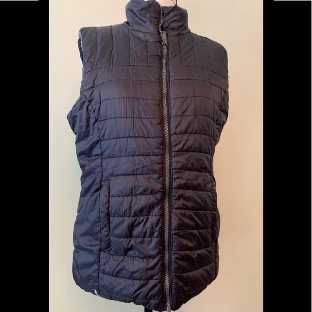 Reversible winter black/gray vest size M